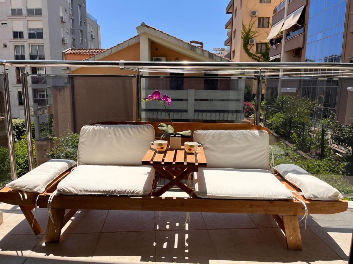 Atina Apartment, City Centre Budva ,Luxurious, Bright, Parking المظهر الخارجي الصورة